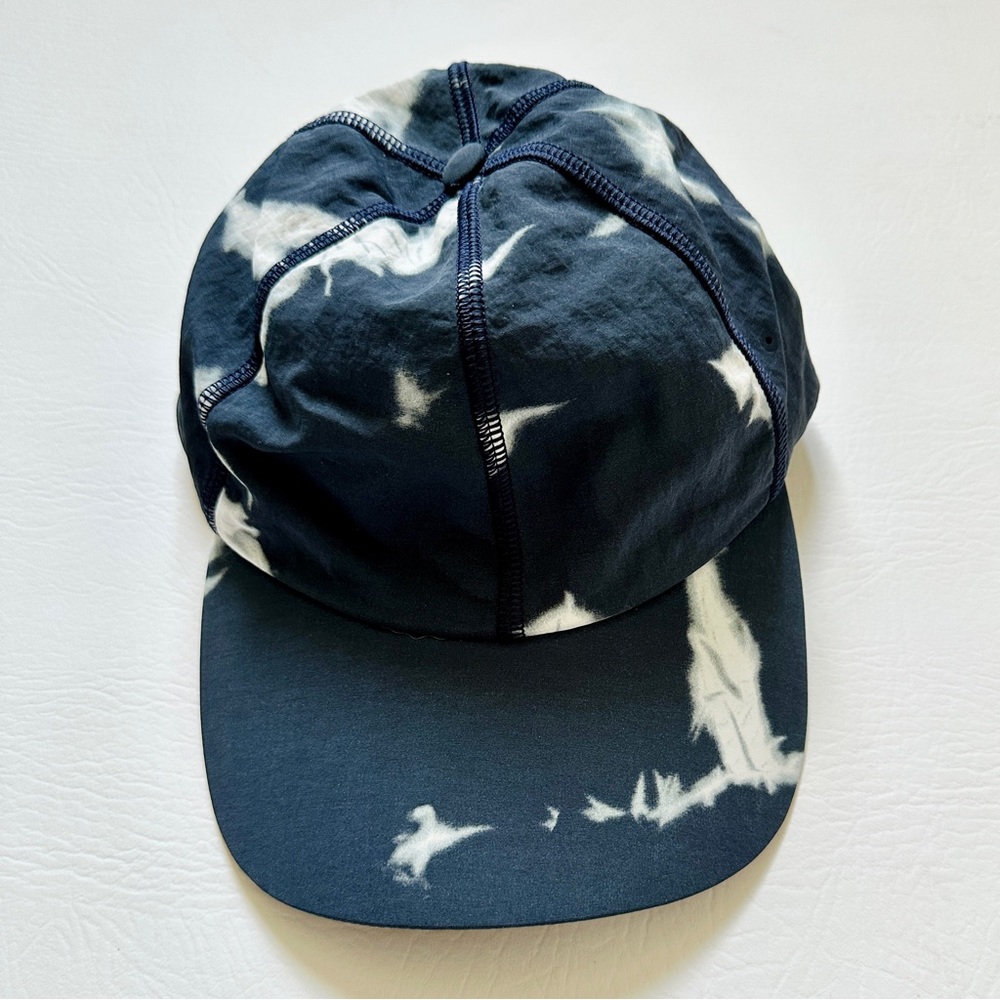 NWT lululemon athletica Baller Hat Navy and White Tie Dye